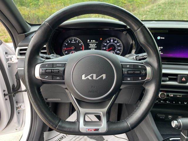 2022 Kia K5 GT-Line 12