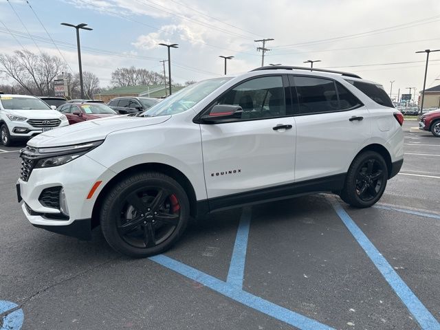 Used 2024 White Chevrolet Premier image 27