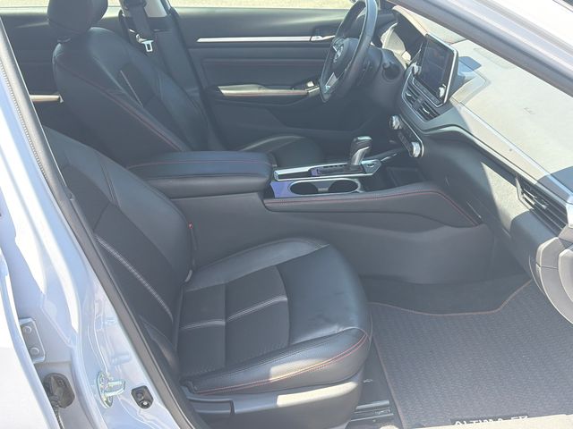 Used 2023 Nissan Altima Sedan