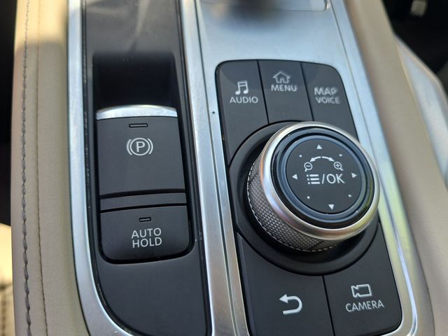 Used 2022 Black INFINITI LUXE image 18
