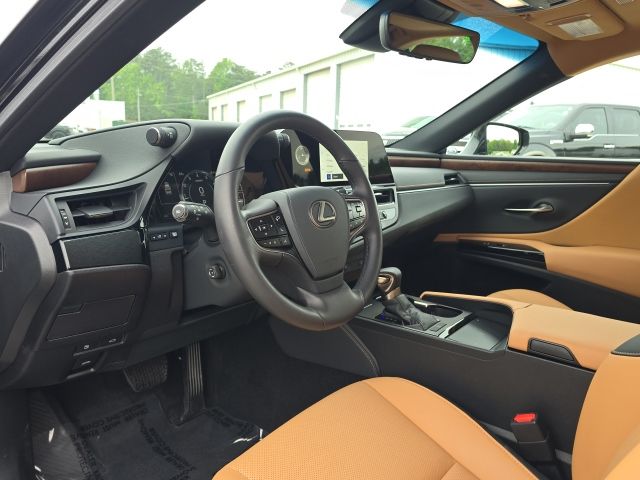 2025 Lexus ES 350:46335A1
