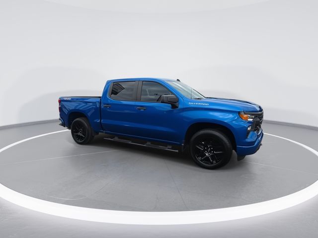 Used 2023 Blue Chevrolet Custom image 2