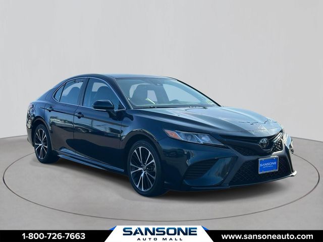 Teal (Aqua) 2019 Toyota Camry Sedan Front-Wheel Drive 8-Speed Automatic