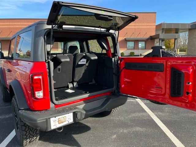 2024 Ford Bronco Black Diamond 10