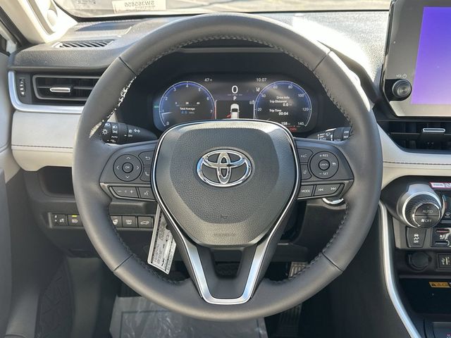 2025 Toyota RAV4 Limited 8