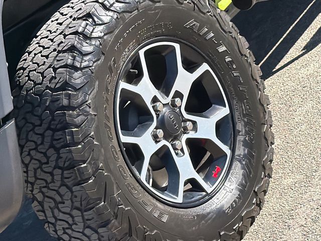 Used 2021 Green Jeep Unlimited Rubicon image 8