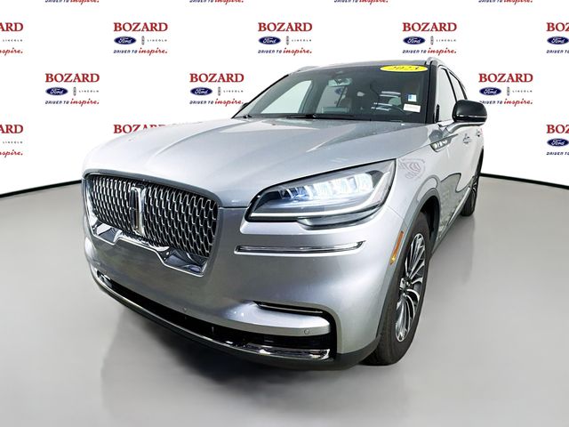2023 Silver Radiance Metallic Clearcoat Lincoln Aviator Reserve AWD SUV