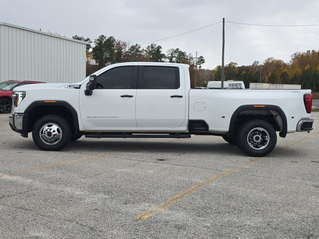 2024 GMC Sierra 3500HD Pro:44071A