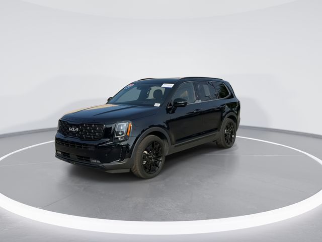 Used 2022 Black Kia SX image 3