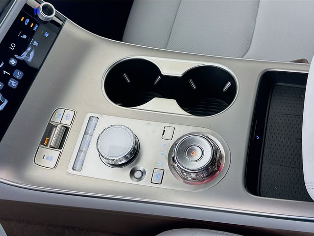 Thumbnail: 2026 Genesis GV70 - 15