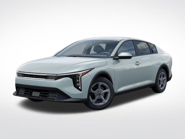 2025 Kia K4 LXS - Photo 1