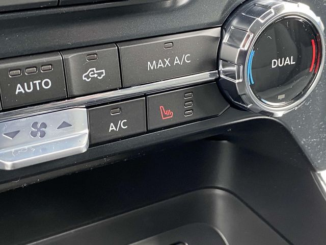 New 2025 Black Ford XLT image 19