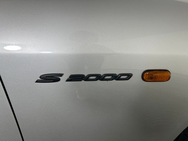 2002 Honda S2000 Base 38