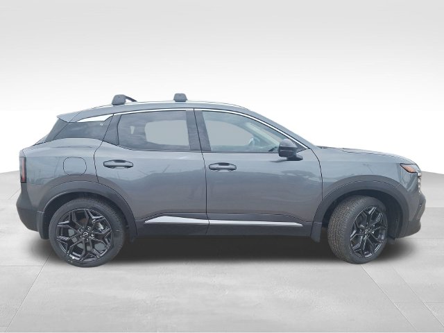 New 2026 Gray Nissan SR image 8