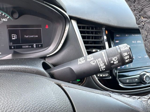 Used 2022 Chevrolet Trax SUV