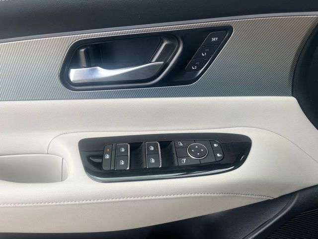 Used 2025 Nissan Murano SUV