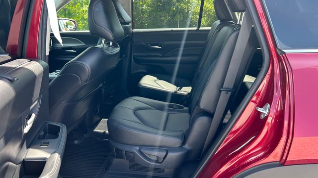 Used 2025 Toyota Grand Highlander Hybrid SUV