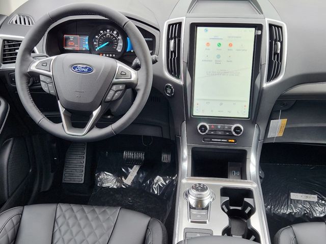 2024 Ford Edge Titanium 27