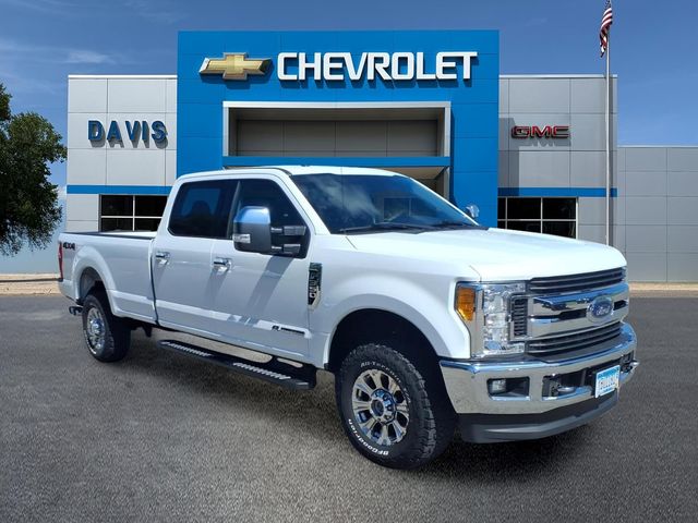 Oxford White 2017 Ford F-350 Super Duty Pickup Truck Four-Wheel Drive 6-Speed Automatic