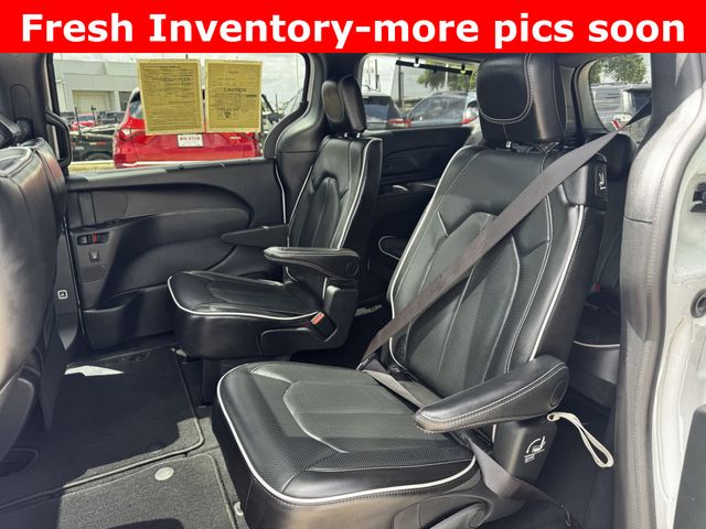2025 Chrysler Pacifica Limited White at Big Star Chrysler Jeep Dodge Ram 