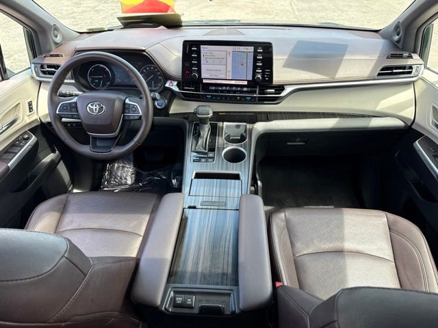 2024 Toyota Sienna - $51,888