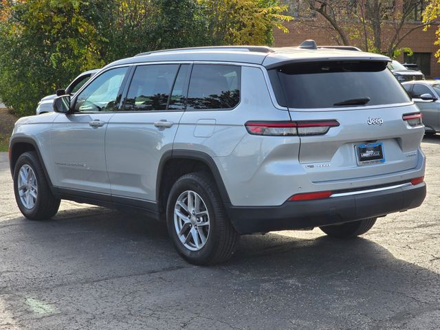 2022 Jeep Grand Cherokee L Laredo 15