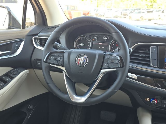 2022 Buick Enclave Essence:C02611