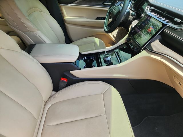 Used 2023 Jeep Grand Cherokee SUV