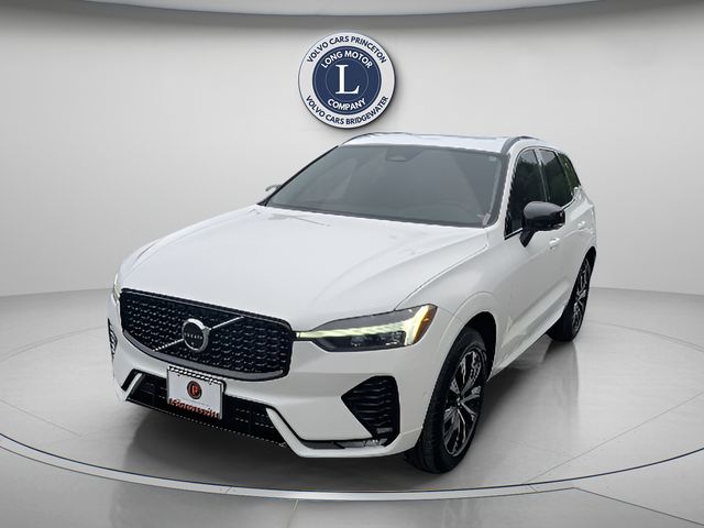 Crystal 2025 Volvo XC60 B5 Plus Dark Theme AWD SUV / Crossover All-Wheel Drive Automatic