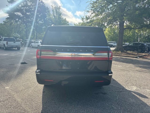 Used 2021 Black Lincoln Reserve image 5