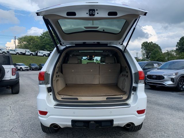 2018 Jeep Grand Cherokee Overland 14