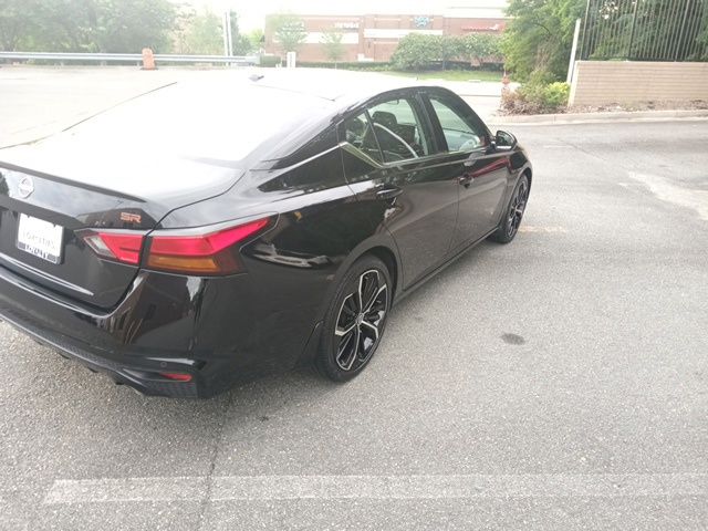 Used 2024 Nissan Altima Sedan