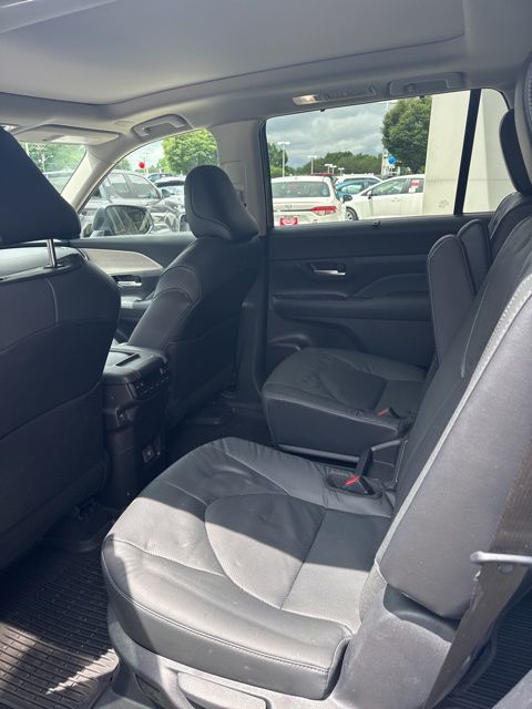2026 Toyota Grand Highlander Platinum - Photo 15