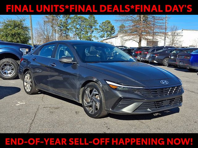 2024 Hyundai Elantra Limited's photo