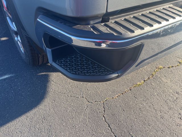 2026 GMC Sierra 1500 SLE:45111