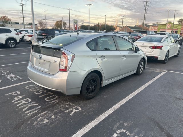 2013 Toyota Prius Two 13