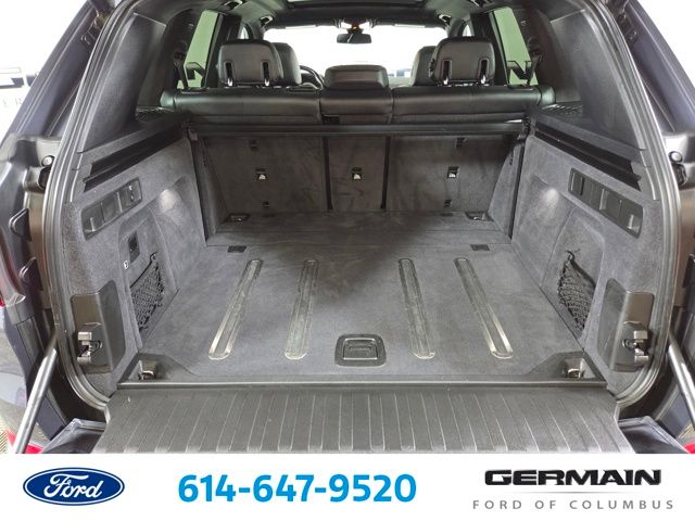 Certified Used 2019 Gray BMW xDrive40i image 24