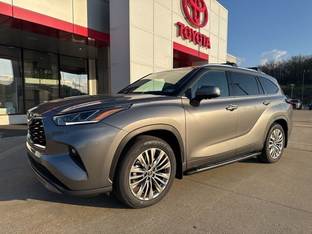 Heavy Metal 2026 Toyota Highlander Platinum AWD SUV / Crossover All-Wheel Drive 8-Speed Automatic