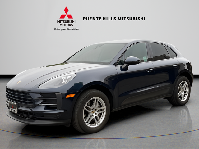 2021 Porsche Macan -'s photo