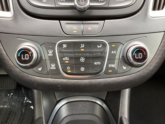 Used Car 2024 Chevrolet Malibu  Lt For Sale Under $20,000 In San Antonio, Texas