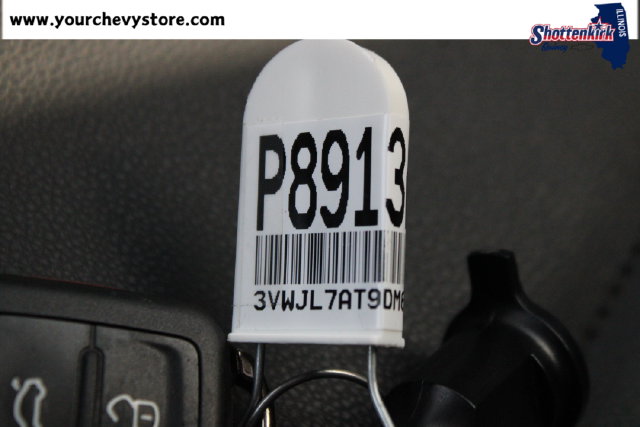 Used 2013 Volkswagen Beetle Hatchback