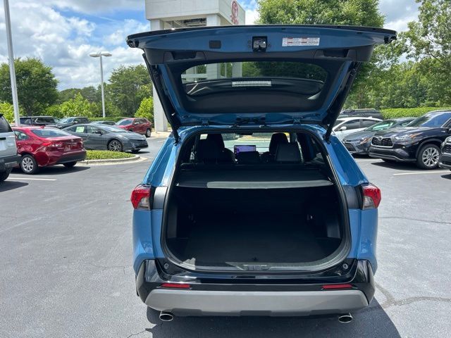 2025 Toyota RAV4 XSE - Photo 9