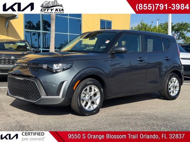 Gray 2025 Kia Soul LX FWD SUV / Crossover Front-Wheel Drive Continuously Variable Transmission