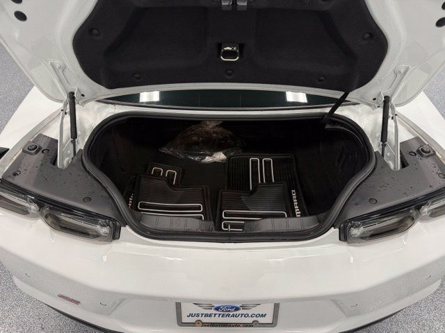 Used 2022 White Chevrolet SS image 33