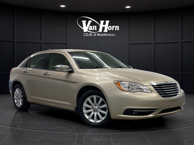 2014 Chrysler 200 Limited Sedan FWD