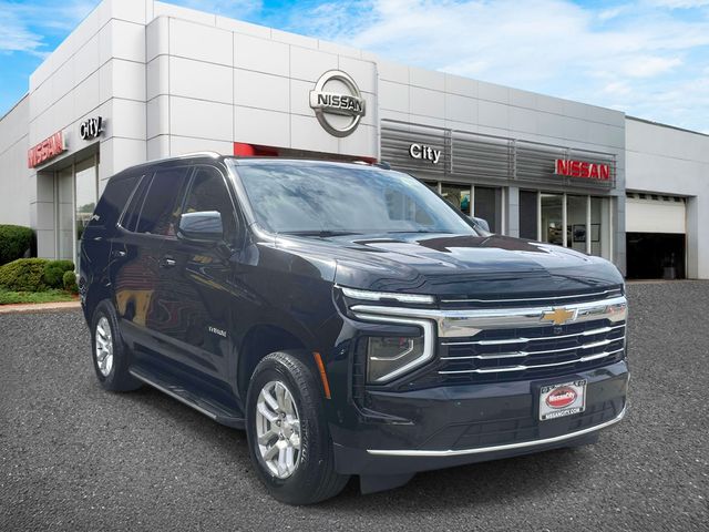 Black 2025 Chevrolet Tahoe SUV / Crossover Four-Wheel Drive