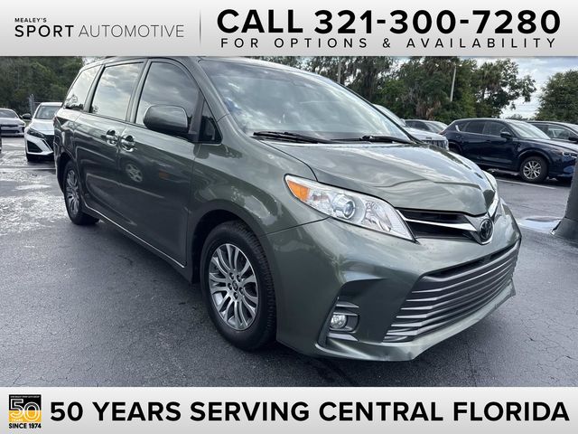 Jade Metallic 2020 Toyota Sienna Minivan Front-Wheel Drive 8-Speed Automatic