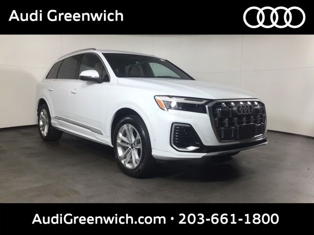 2025 Audi Q7 45 Premium Plus