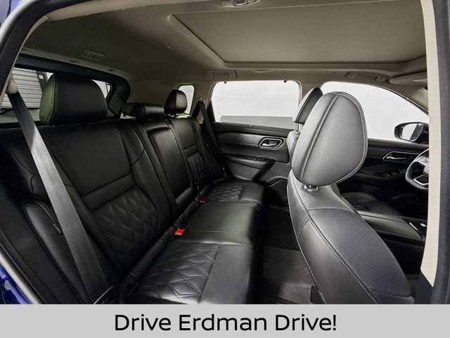 Used 2024 Nissan Rogue SUV