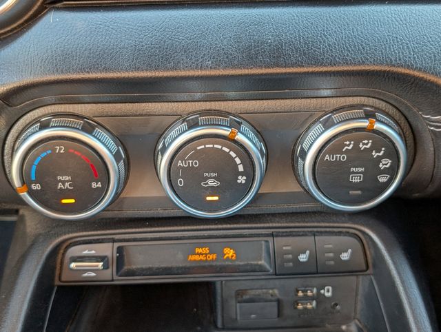 Used 2020 Gray Mazda Grand Touring image 22